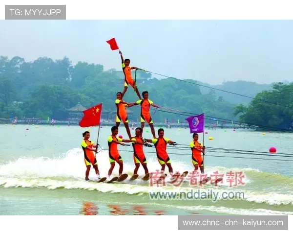 “三叉湖赛场：水上救生挑战让观众感受真正的救援速度”